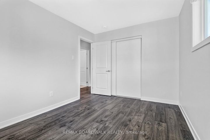 Photo 18 at 210 VERULAM Street, Nepean (Heritage Park), Ottawa