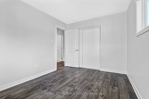 Photo 18 at 210 VERULAM Street, Nepean (Heritage Park), Ottawa