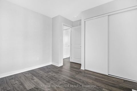 Photo 20 at 210 VERULAM Street, Nepean (Heritage Park), Ottawa