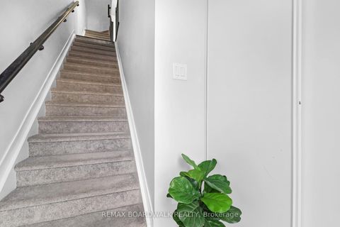 Photo 24 at 210 VERULAM Street, Nepean (Heritage Park), Ottawa