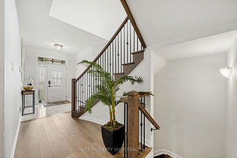Photo 2 at 95 Russet Terrace, Nepean (Half Moon Bay), Ottawa