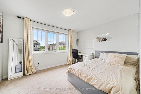 Photo 14 at 95 Russet Terrace, Nepean (Half Moon Bay), Ottawa