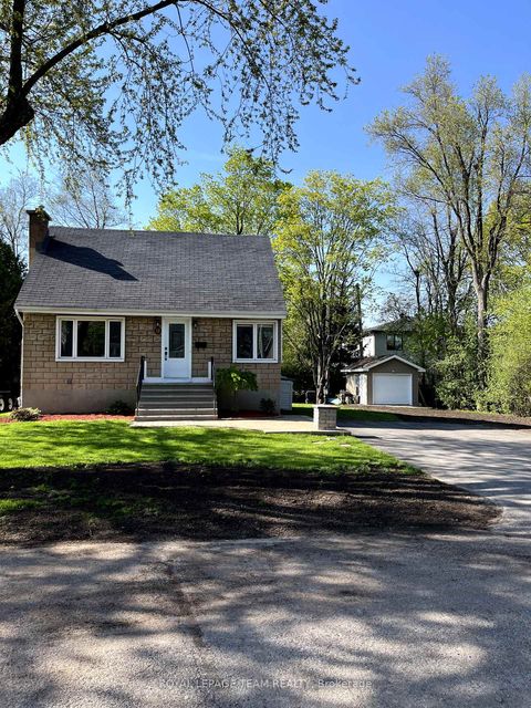 Photo 0 at 9 Tower Road E, Nepean (Meadowlands/St. Claire Gardens), Ottawa