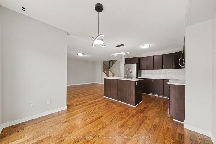Photo 8 at 190 Sorento Street, Nepean (Strandherd), Ottawa