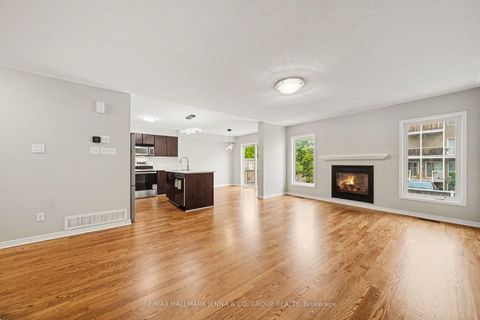 Photo 5 at 190 Sorento Street, Nepean (Strandherd), Ottawa