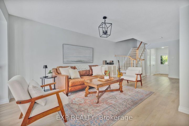 Photo 9 at 210 WABISKAW Private, Nepean (Stonebridge), Ottawa