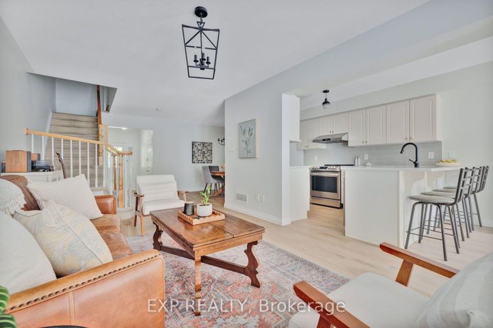 Photo 10 at 210 WABISKAW Private, Nepean (Stonebridge), Ottawa