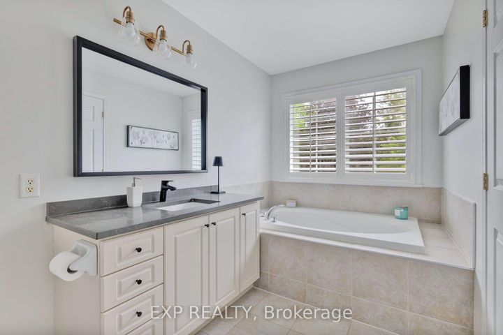 Photo 31 at 210 WABISKAW Private, Nepean (Stonebridge), Ottawa