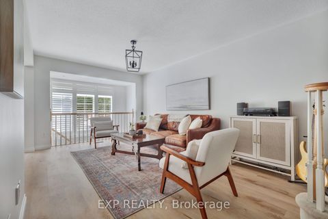Photo 6 at 210 WABISKAW Private, Nepean (Stonebridge), Ottawa