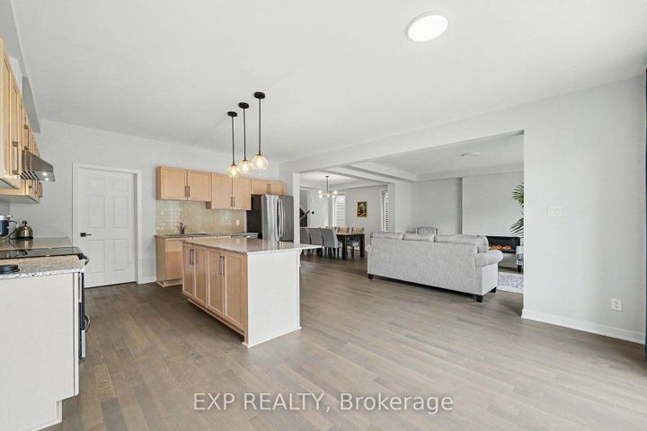 Photo 14 at 818 Crossgate Street, Nepean (Stonebridge), Ottawa