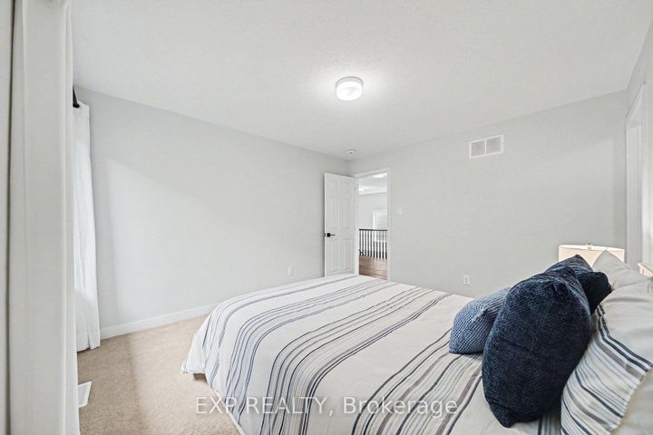 Photo 31 at 818 Crossgate Street, Nepean (Stonebridge), Ottawa