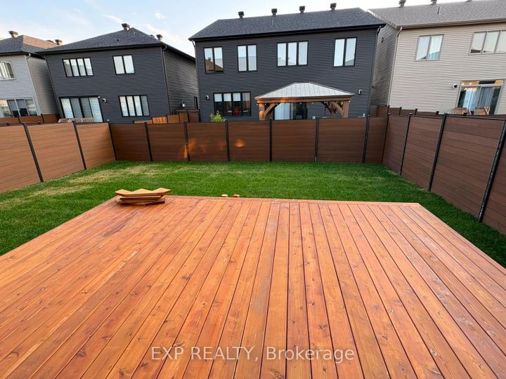 Photo 37 at 818 Crossgate Street, Nepean (Stonebridge), Ottawa