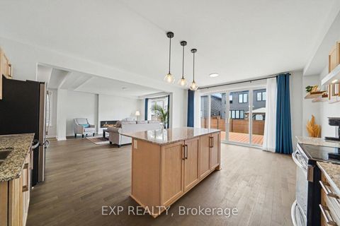 Photo 11 at 818 Crossgate Street, Nepean (Stonebridge), Ottawa