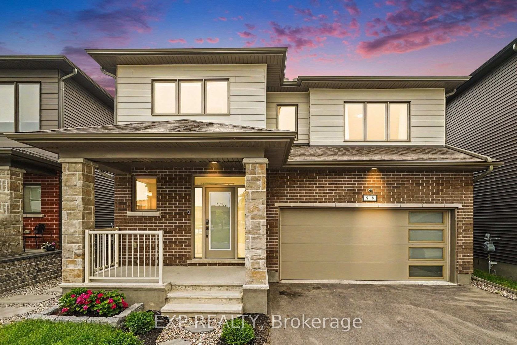 818 Crossgate Street, Nepean (Stonebridge), Ottawa 