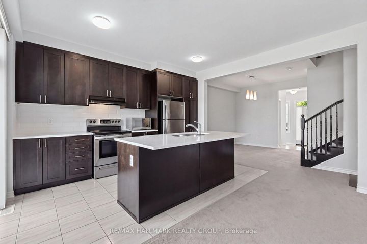 Photo 7 at 129 Umbra Place, Nepean (Half Moon Bay), Ottawa