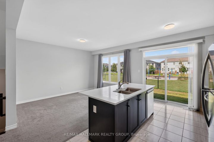 Photo 12 at 129 Umbra Place, Nepean (Half Moon Bay), Ottawa