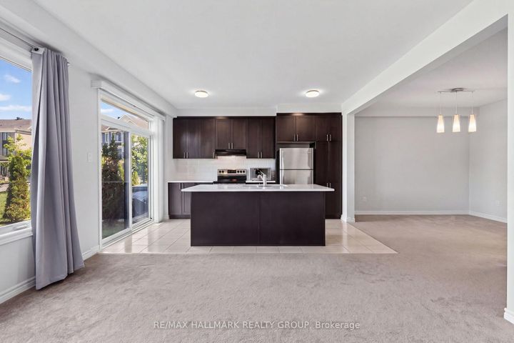 Photo 13 at 129 Umbra Place, Nepean (Half Moon Bay), Ottawa