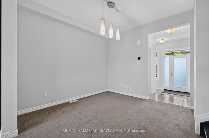 Photo 18 at 129 Umbra Place, Nepean (Half Moon Bay), Ottawa