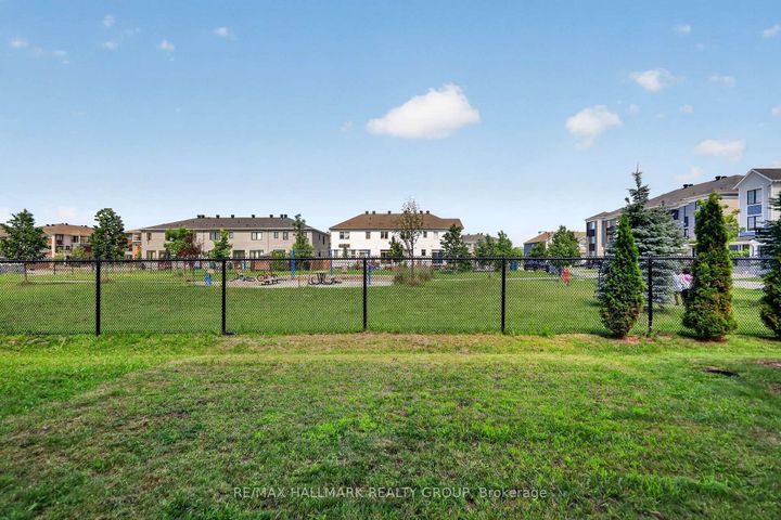 Photo 36 at 129 Umbra Place, Nepean (Half Moon Bay), Ottawa