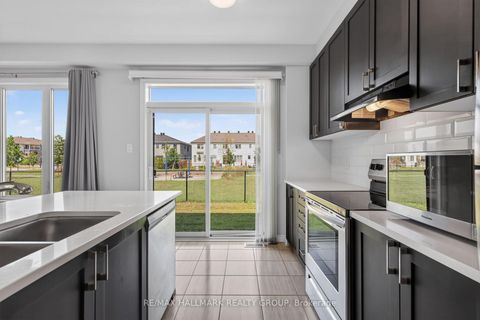 Photo 14 at 129 Umbra Place, Nepean (Half Moon Bay), Ottawa