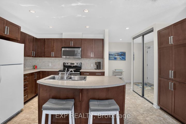 Photo 10 at 4 - 385 Paseo Private, Nepean (Centrepointe), Ottawa