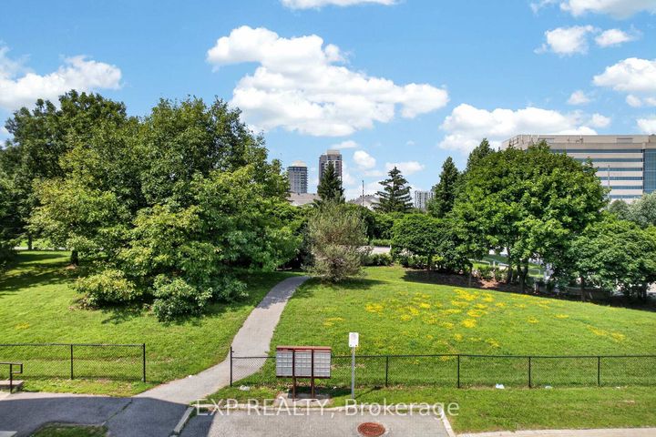 Photo 32 at 4 - 385 Paseo Private, Nepean (Centrepointe), Ottawa