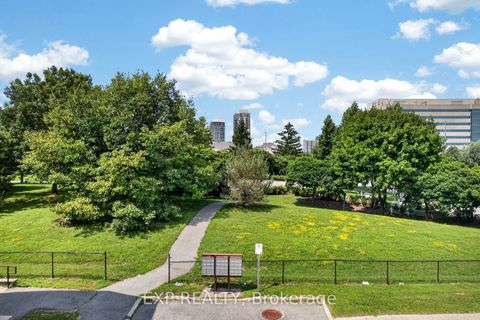 Photo 32 at 4 - 385 Paseo Private, Nepean (Centrepointe), Ottawa