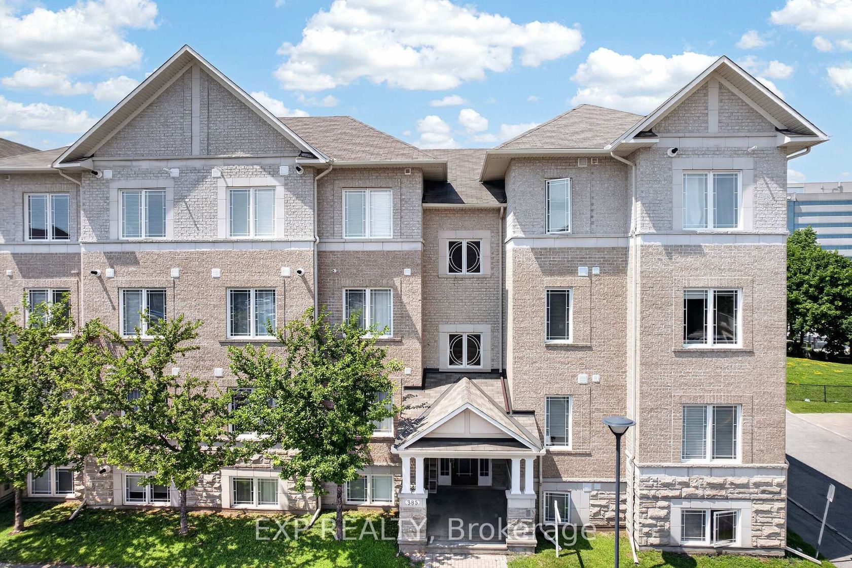 4 - 385 Paseo Private, Nepean (Centrepointe), Ottawa 