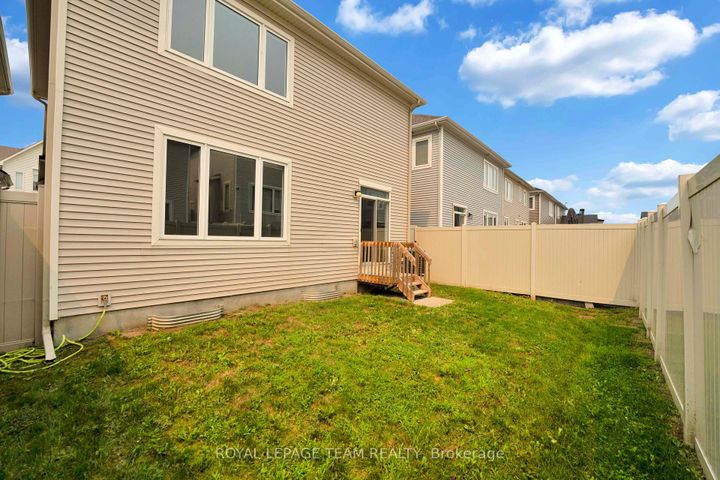 Photo 31 at 59 MOONBEAM Street, Nepean (Heritage Park), Ottawa