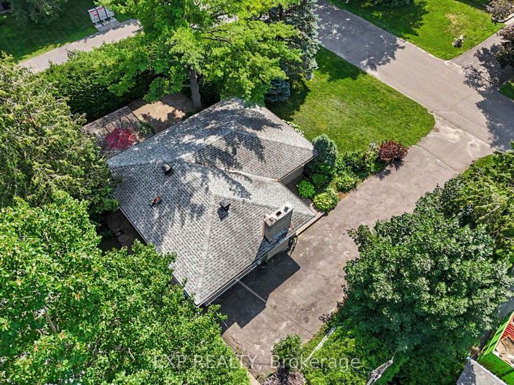 Photo 33 at 16 Elmsley Crescent, Nepean (Arbeatha Park), Ottawa