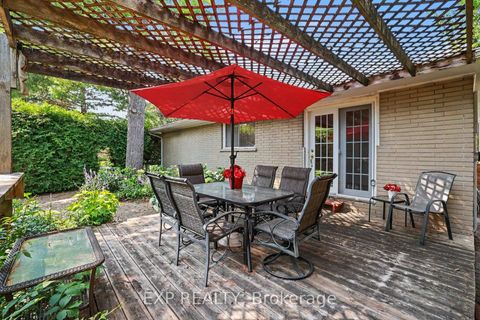 Photo 29 at 16 Elmsley Crescent, Nepean (Arbeatha Park), Ottawa
