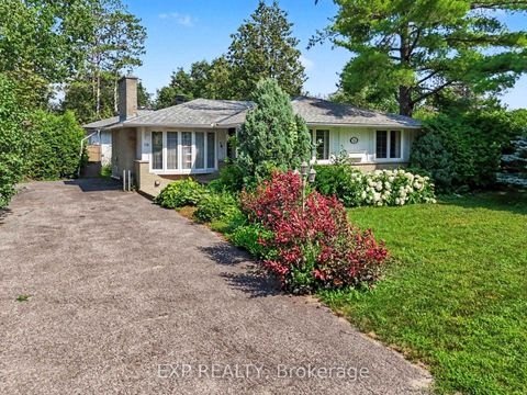 Photo 35 at 16 Elmsley Crescent, Nepean (Arbeatha Park), Ottawa