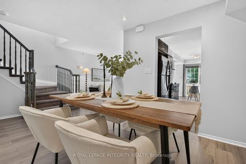 Photo 4 at 640 Kilbirnie Drive, Nepean (Stonebridge), Ottawa