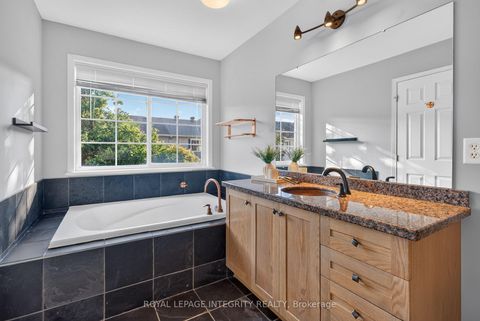 Photo 14 at 640 Kilbirnie Drive, Nepean (Stonebridge), Ottawa