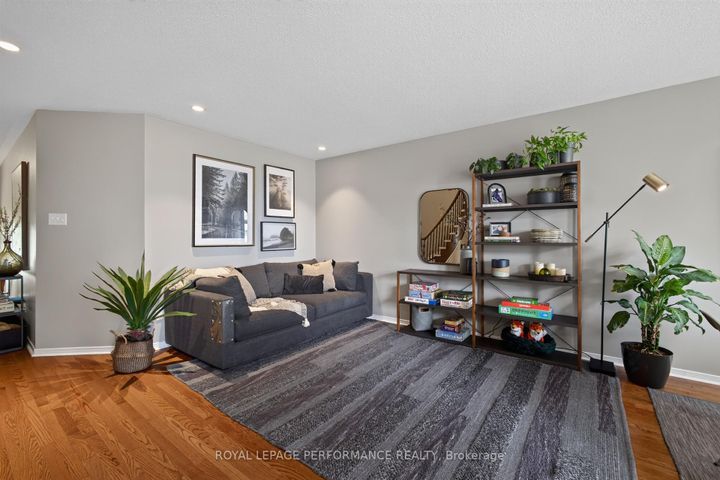 Photo 5 at 131 Sorento Street, Nepean (Strandherd), Ottawa