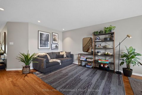 Photo 5 at 131 Sorento Street, Nepean (Strandherd), Ottawa