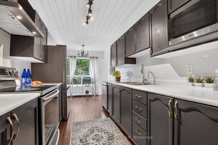Photo 17 at 23 Whitegate Crescent, Nepean (Longfields), Ottawa