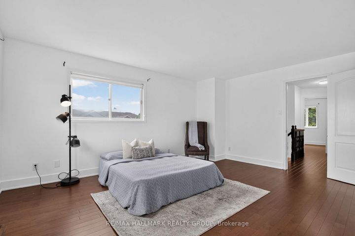 Photo 23 at 23 Whitegate Crescent, Nepean (Longfields), Ottawa