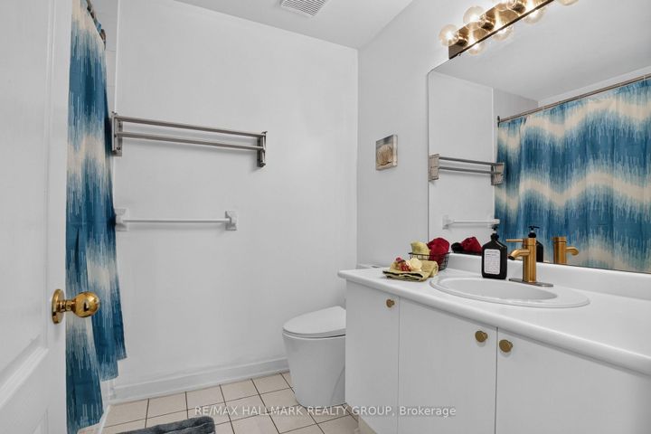 Photo 27 at 23 Whitegate Crescent, Nepean (Longfields), Ottawa