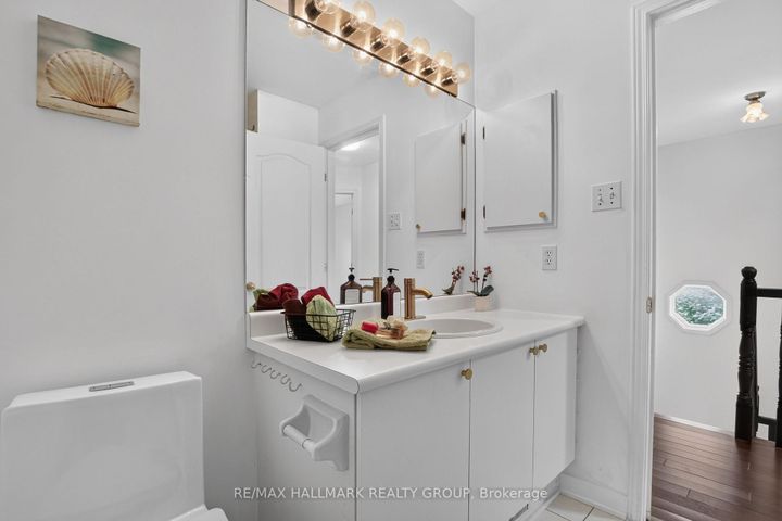 Photo 28 at 23 Whitegate Crescent, Nepean (Longfields), Ottawa