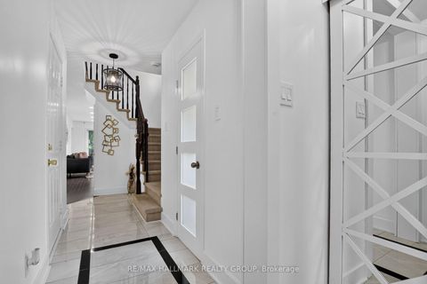 Photo 2 at 23 Whitegate Crescent, Nepean (Longfields), Ottawa