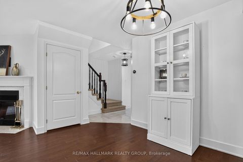 Photo 4 at 23 Whitegate Crescent, Nepean (Longfields), Ottawa
