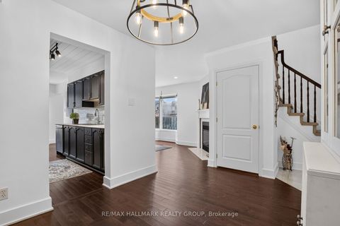 Photo 5 at 23 Whitegate Crescent, Nepean (Longfields), Ottawa