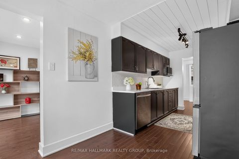 Photo 13 at 23 Whitegate Crescent, Nepean (Longfields), Ottawa
