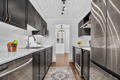Photo 14 at 23 Whitegate Crescent, Nepean (Longfields), Ottawa