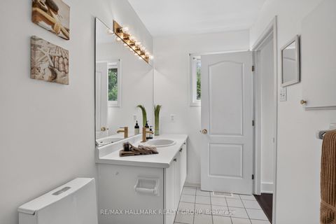 Photo 25 at 23 Whitegate Crescent, Nepean (Longfields), Ottawa