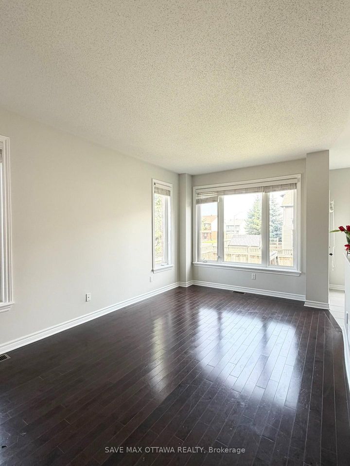 Photo 6 at 100 Popplewell Crescent S, Nepean (Cedargrove/Fraserdale), Ottawa