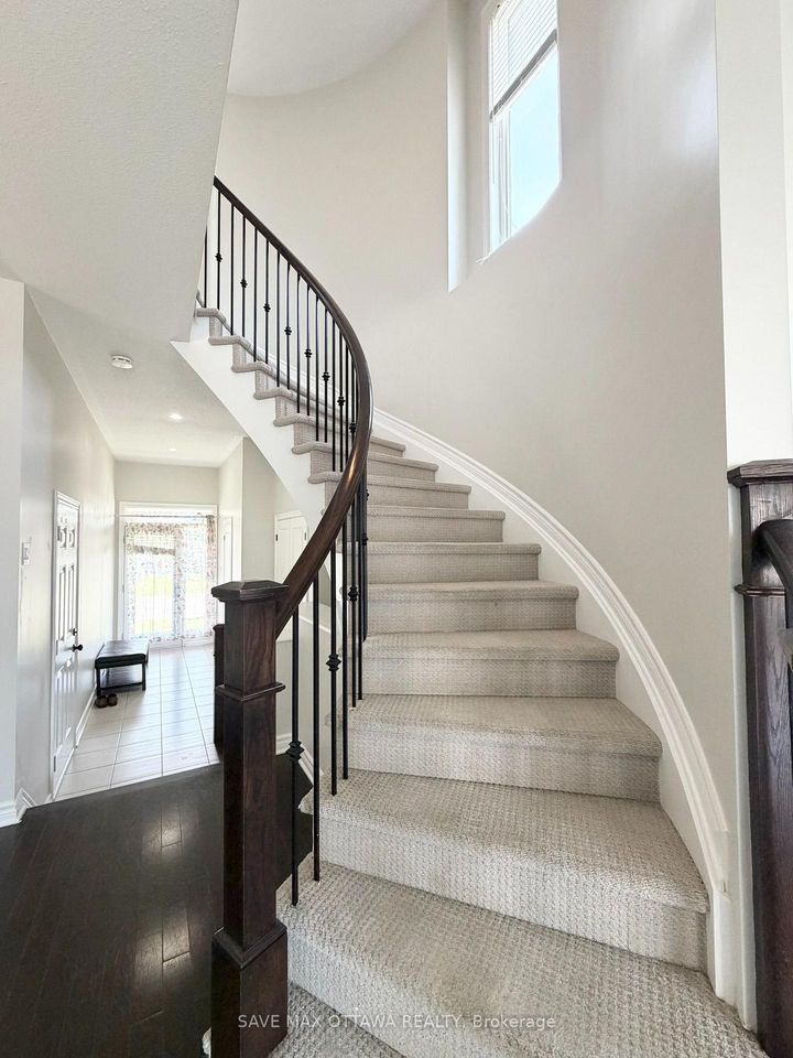 Photo 11 at 100 Popplewell Crescent S, Nepean (Cedargrove/Fraserdale), Ottawa