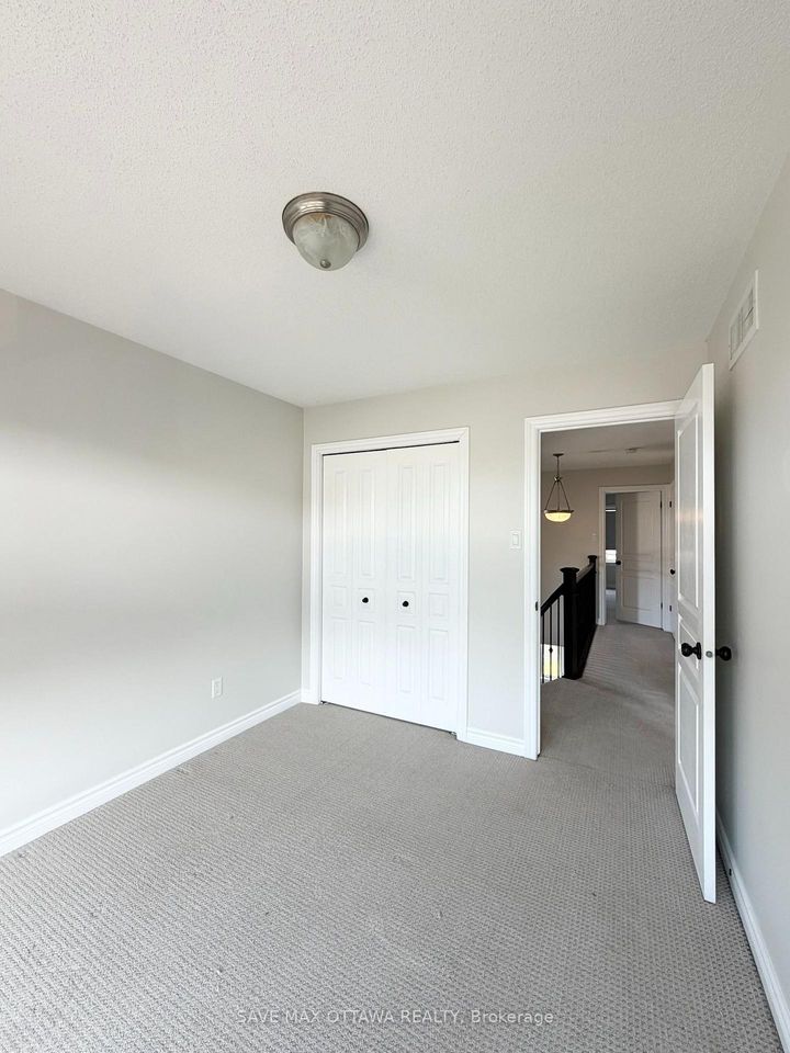 Photo 13 at 100 Popplewell Crescent S, Nepean (Cedargrove/Fraserdale), Ottawa