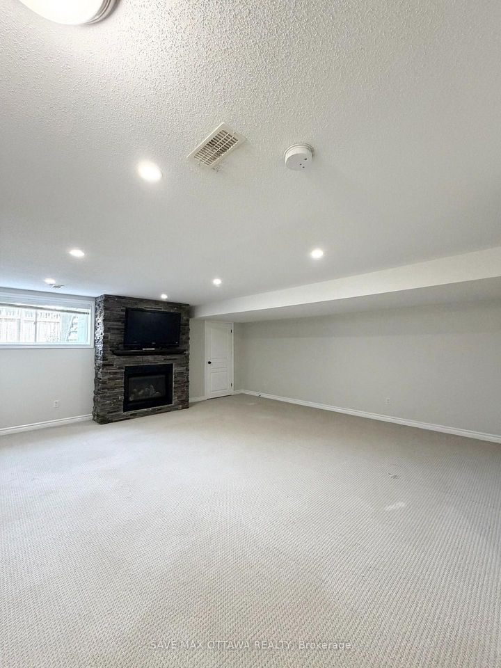 Photo 24 at 100 Popplewell Crescent S, Nepean (Cedargrove/Fraserdale), Ottawa